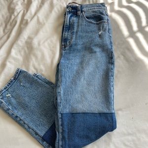 ABERCROMBIE & FITCH ANKLE STRAIGHT ULTRA HIGH RISE JEAN